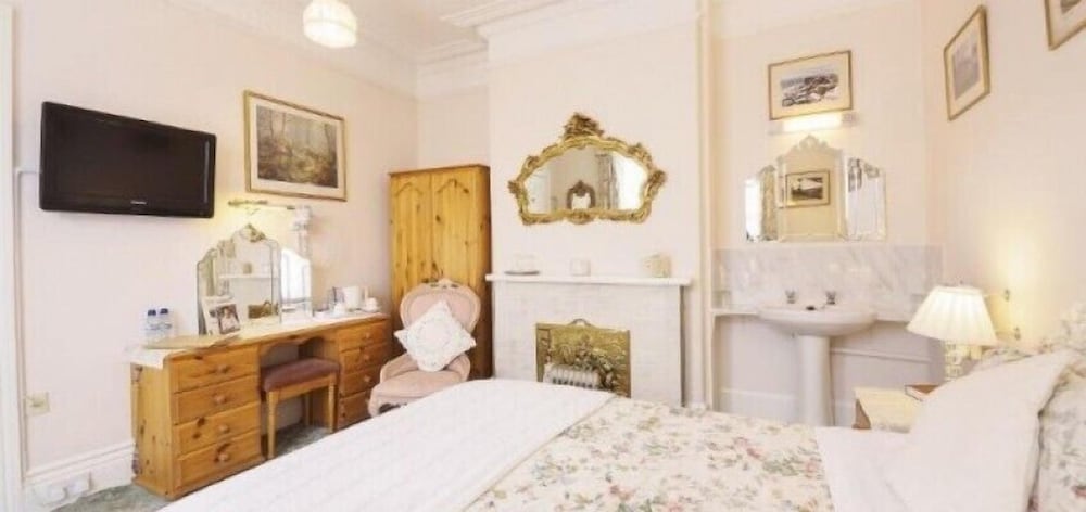 Braemar Bed & Breakfast 12/21