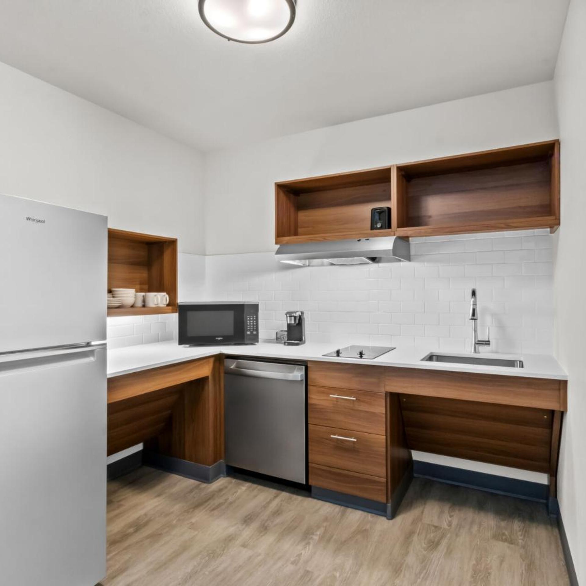 Everhome Suites Ocala I-75 North 8/59