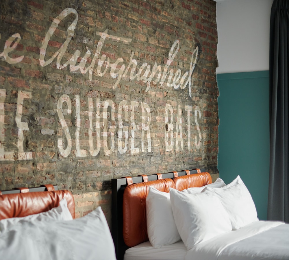 The Chicago Hotel Collection - Wrigleyville 23/44