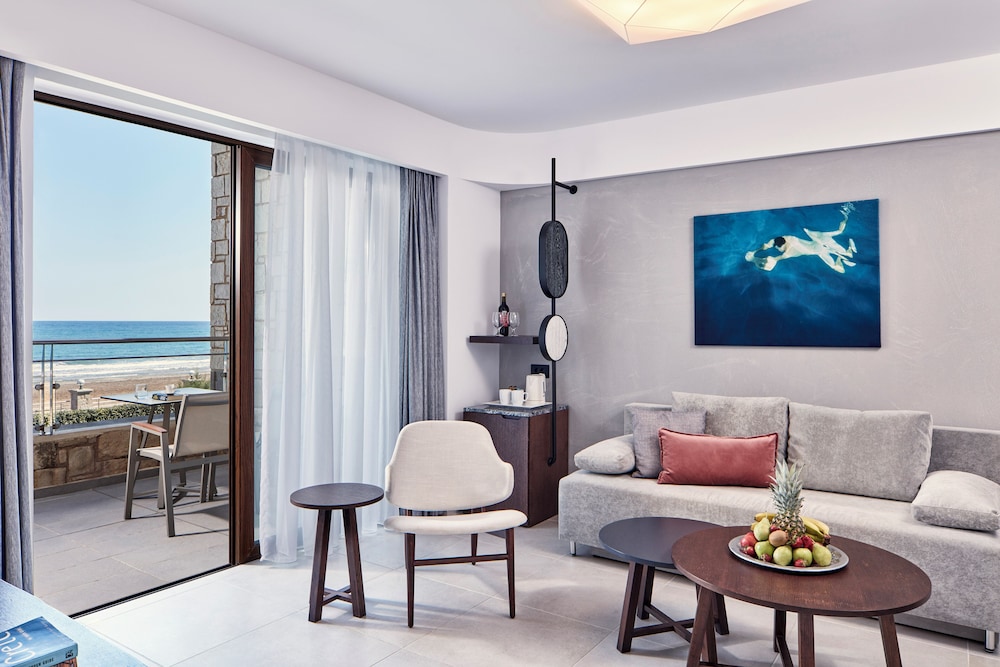 Atlantica Caldera Palace 32/58