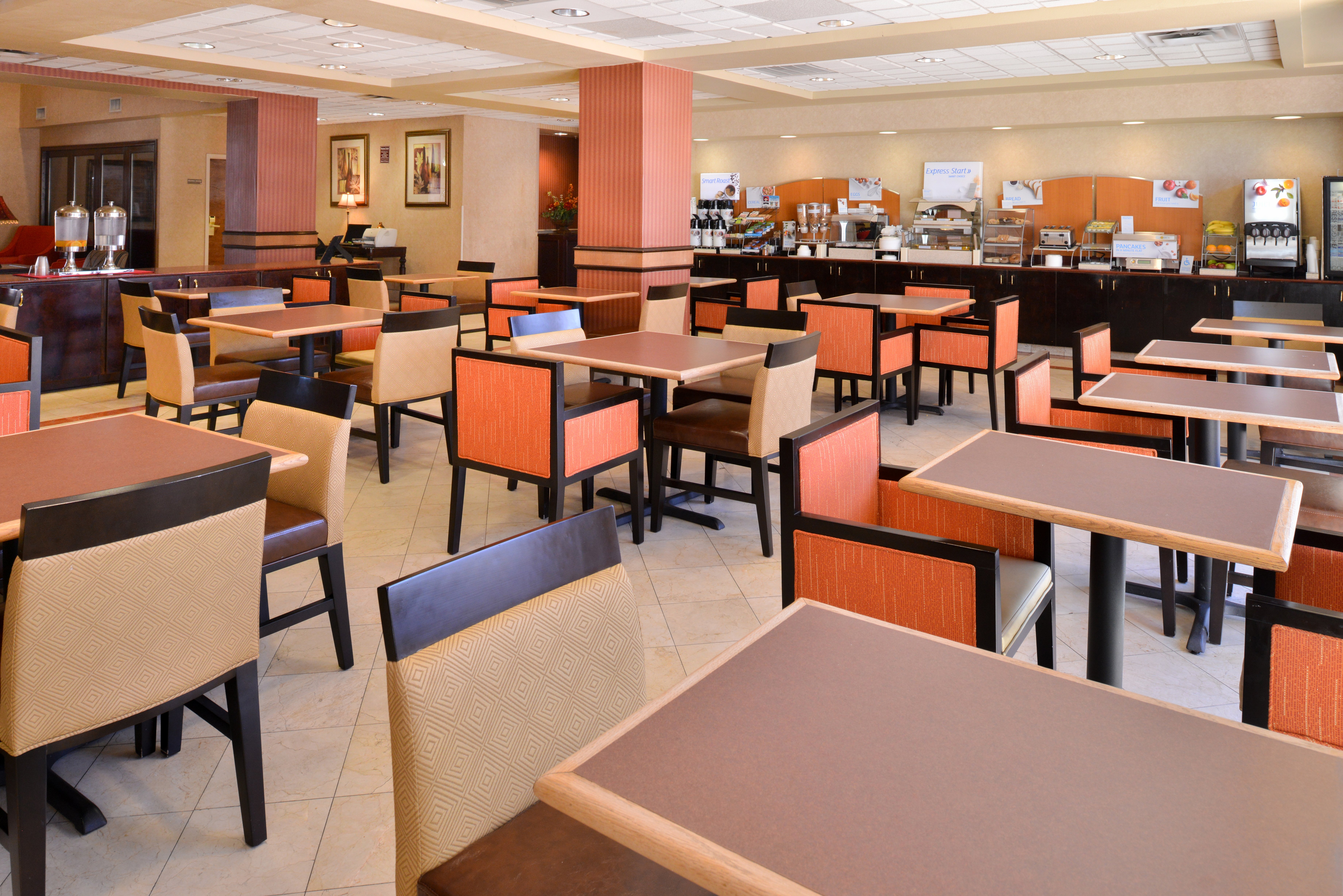 Holiday Inn Express Austin North Central 43/65