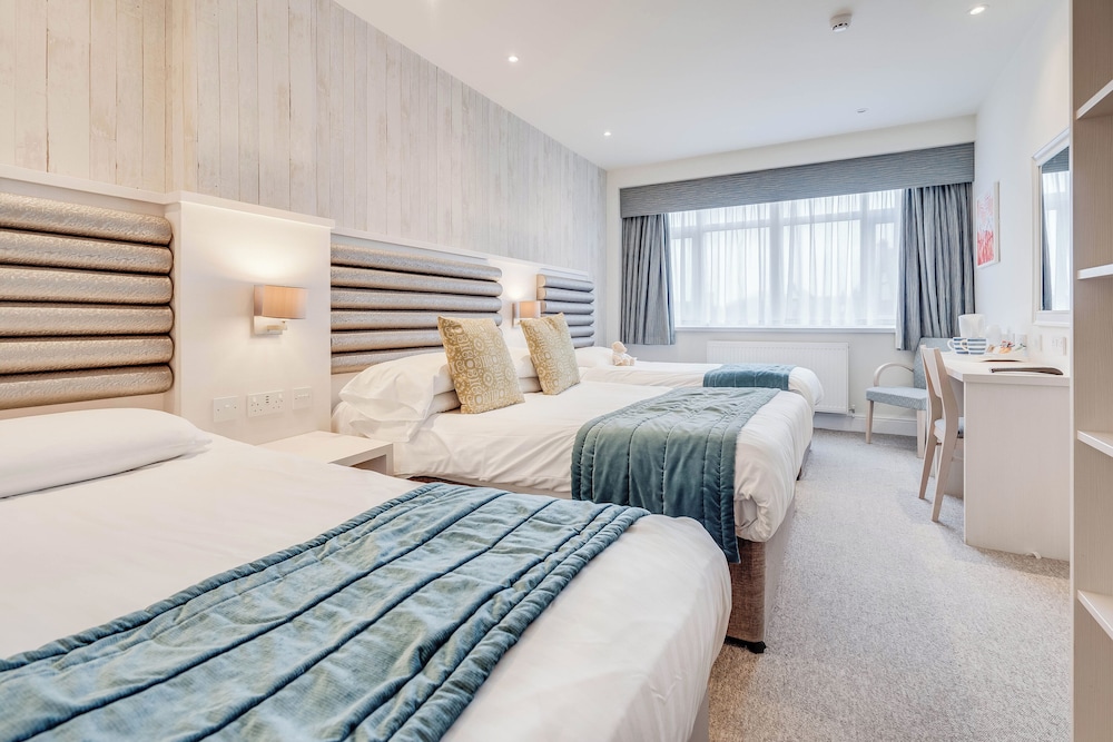 St. Ives Hotel 12/50