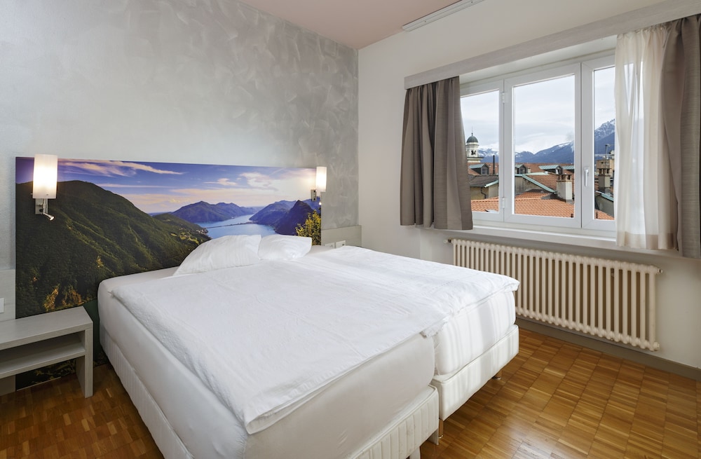 Acquarello Swiss Quality Hotel 35/63