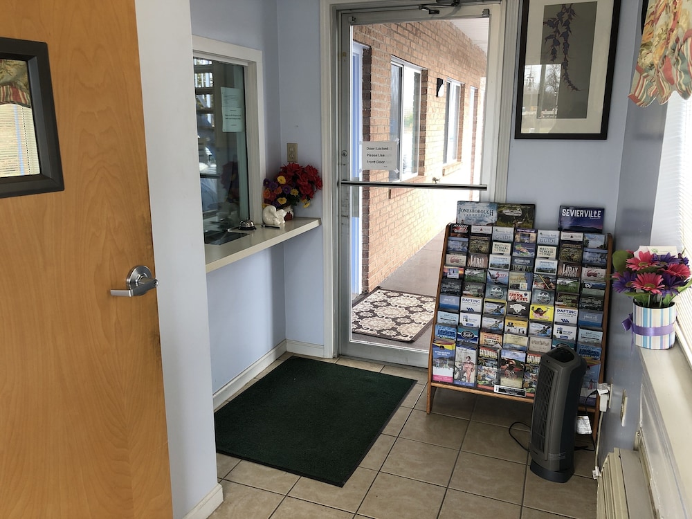 Americas Best Value Inn Jonesville 12/20