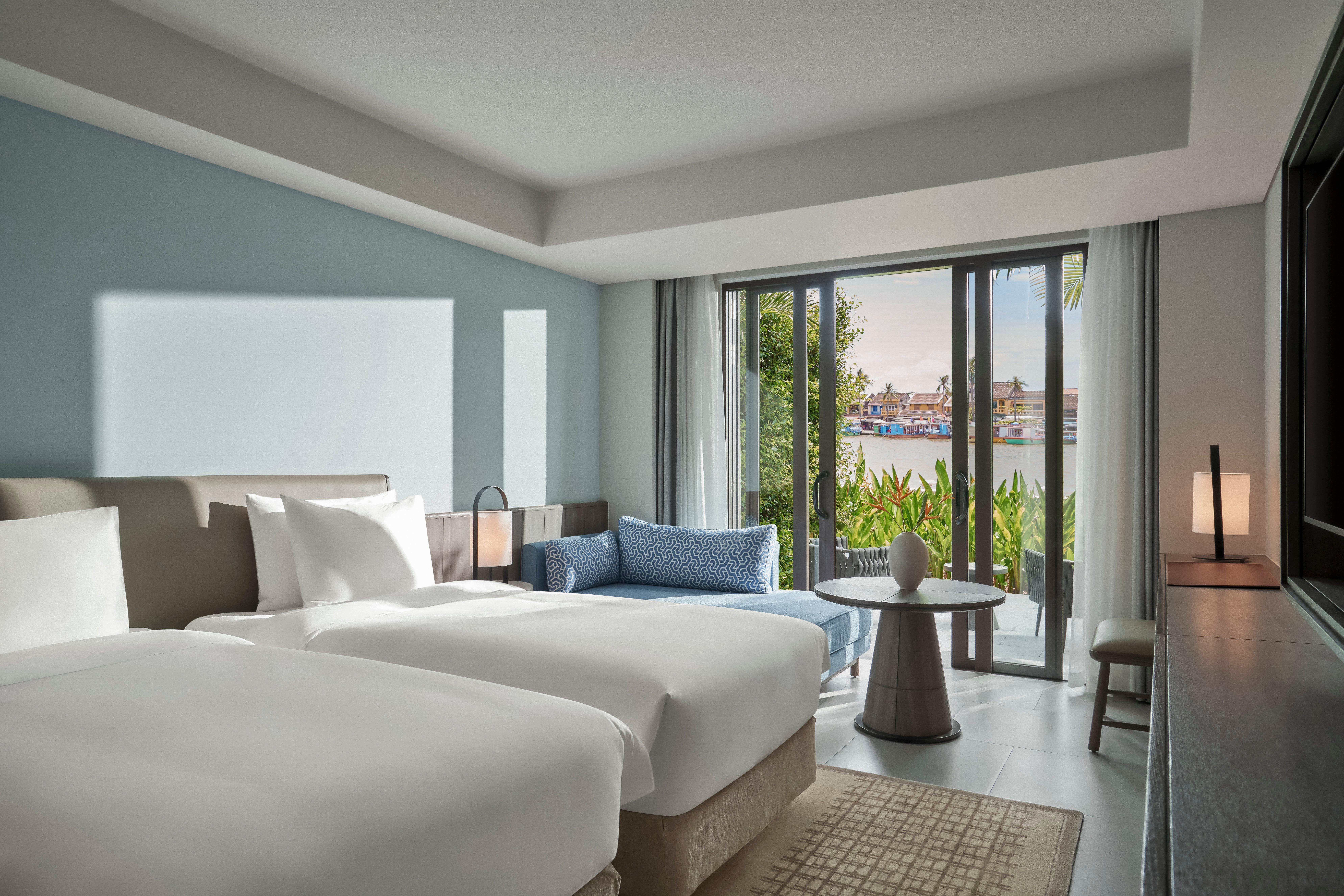 Deluxe, Double Bed, River View