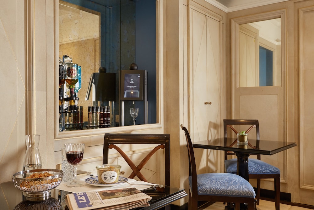 Hotel Saint Germain 57/66