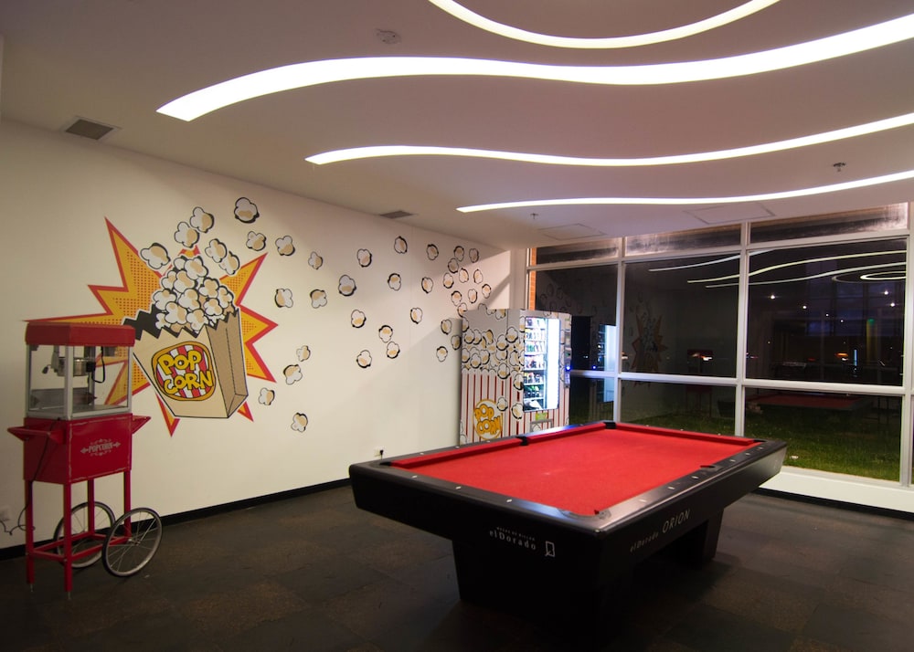 Pop Art Hotel Y Centro De Convenciones 12/70