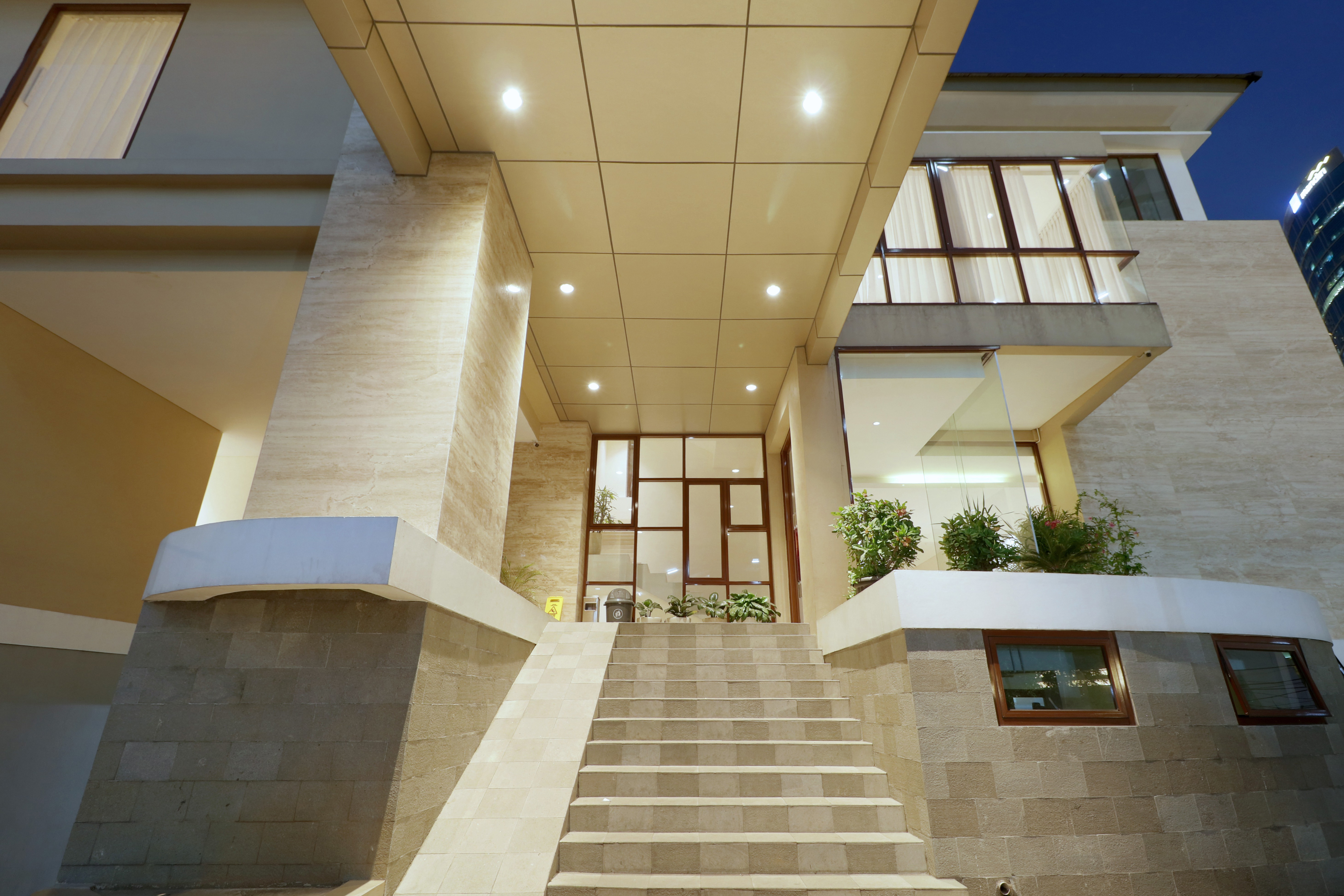 Plaza 54 Residence 5/54