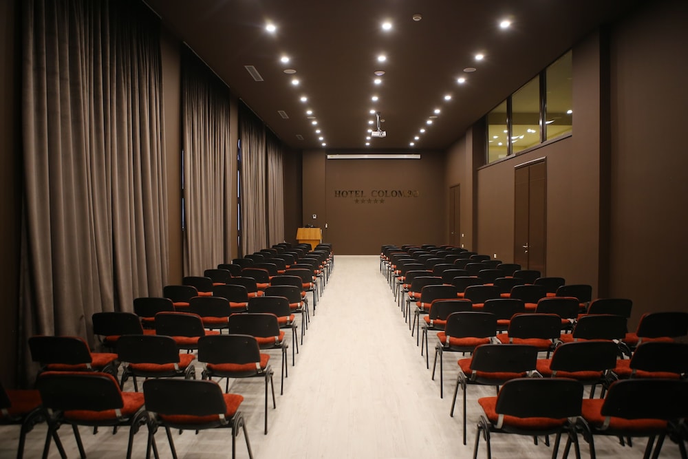 Hotel Colombo Berat 40/50