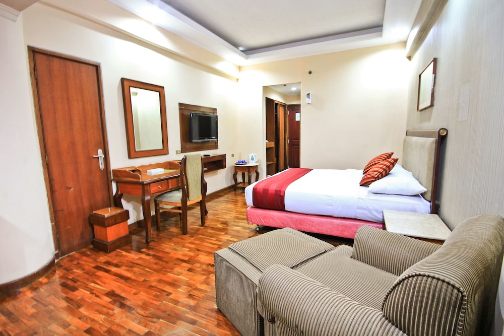 Grand Menteng Hotel 24/50