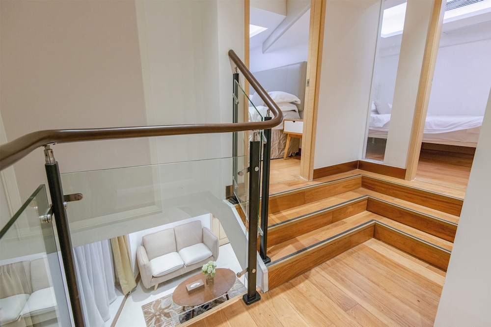 Shenzhen Mint International Apartment 16/34