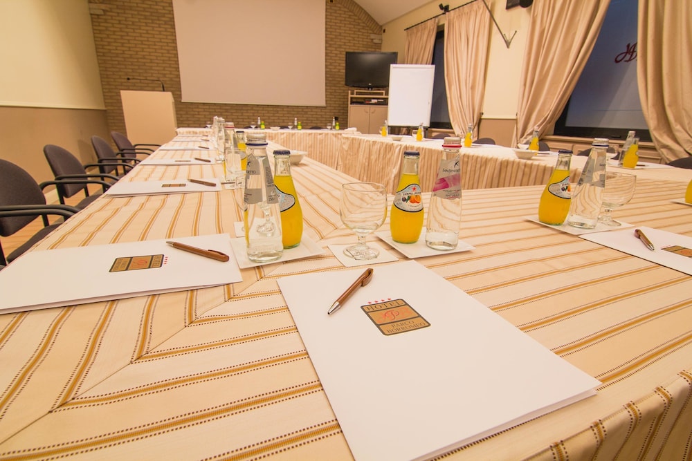 Ih Hotels Milano Parco Borromeo Cesano Maderno 39/50