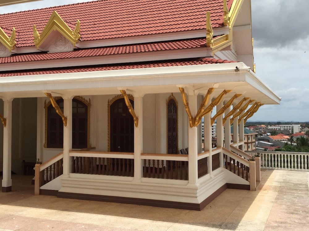 Champasak Palace Hotel 41/65