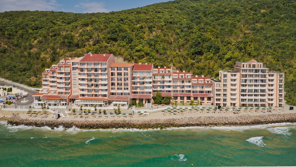 Royal Bay 46/49
