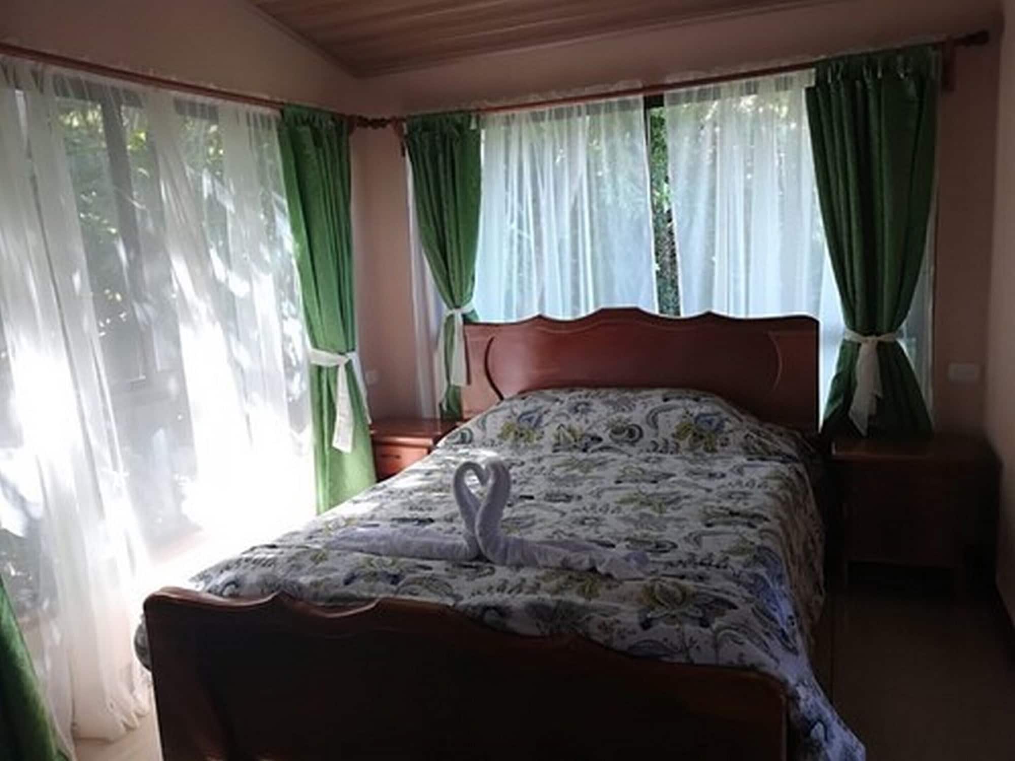 SUPERIOR, CABIN