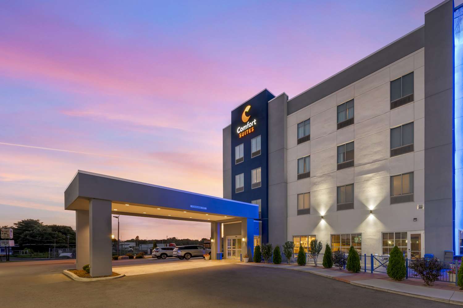 Comfort Suites Richmond East 2/25