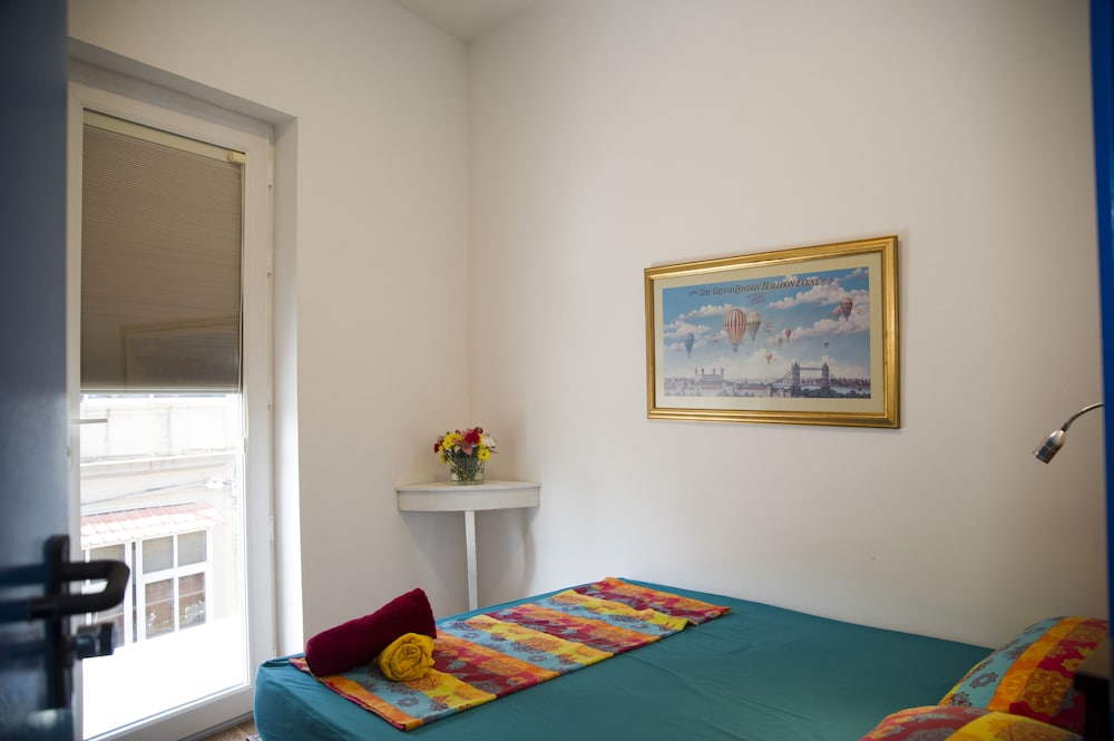 Marco Polo Malta Hostel 12/41