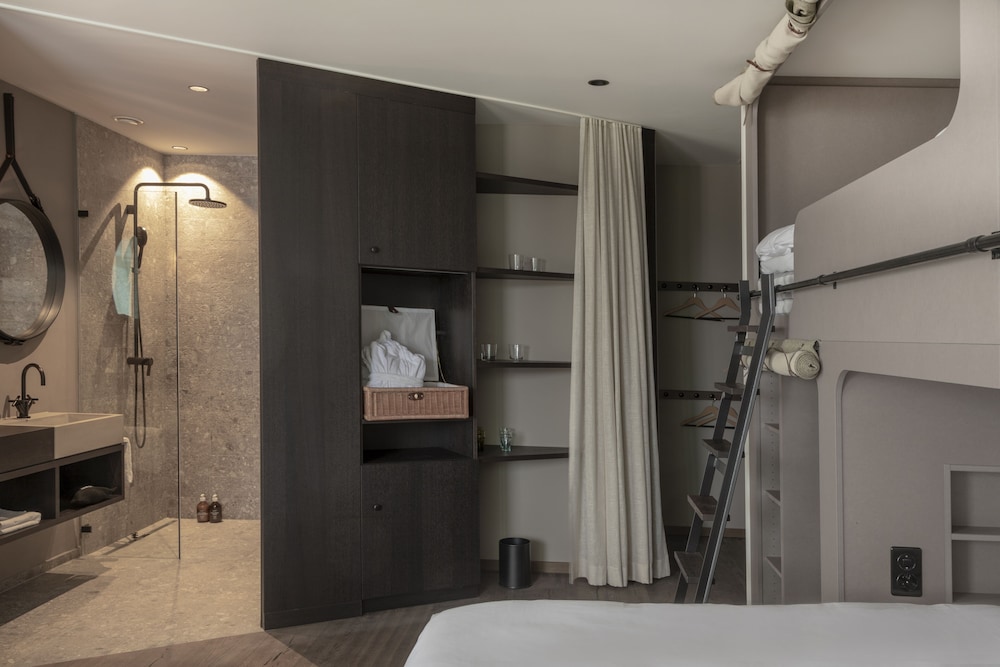 Nomad Lodge and Spa by CERVO 49/50