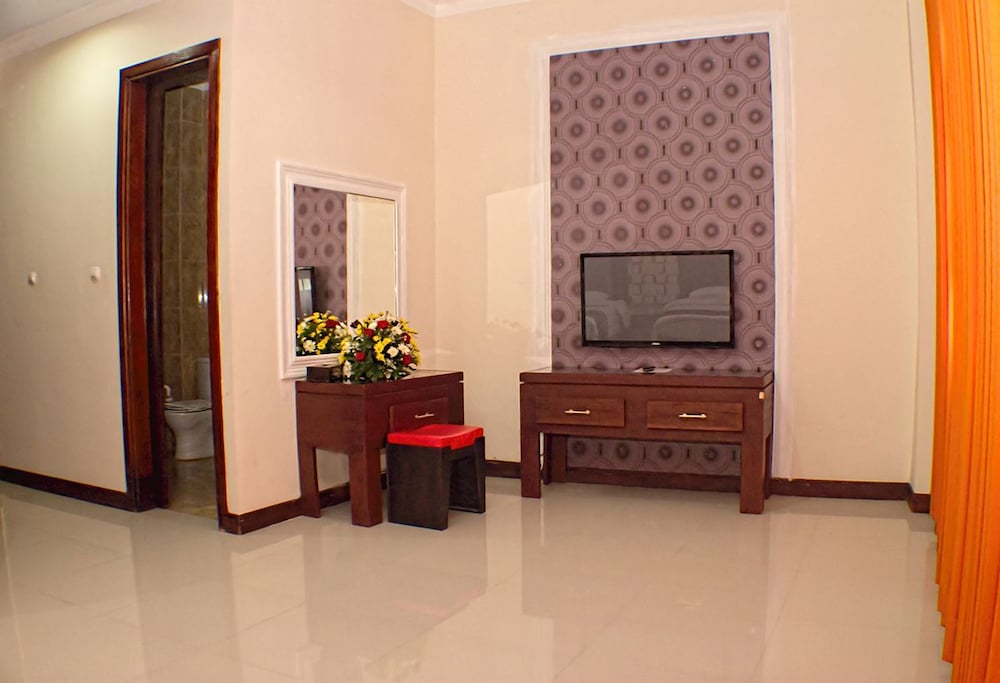 Grand City Batu Hotel 15/23