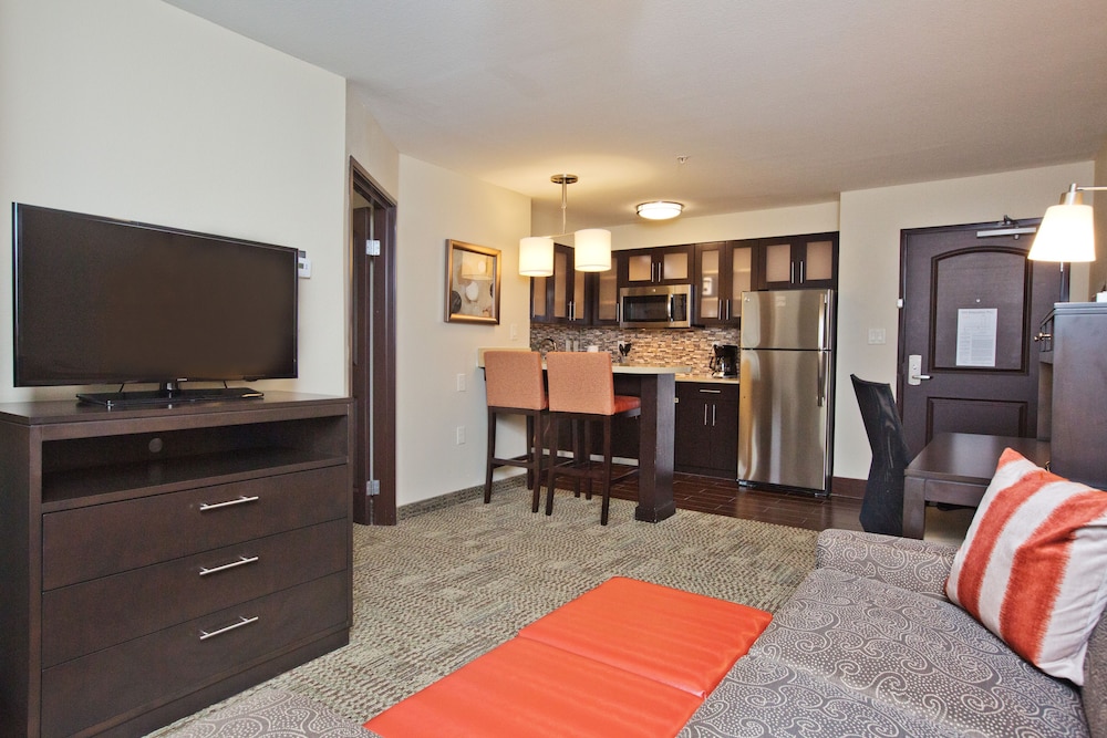 Staybridge Suites Austin South Interstate Hwy 35 9/58