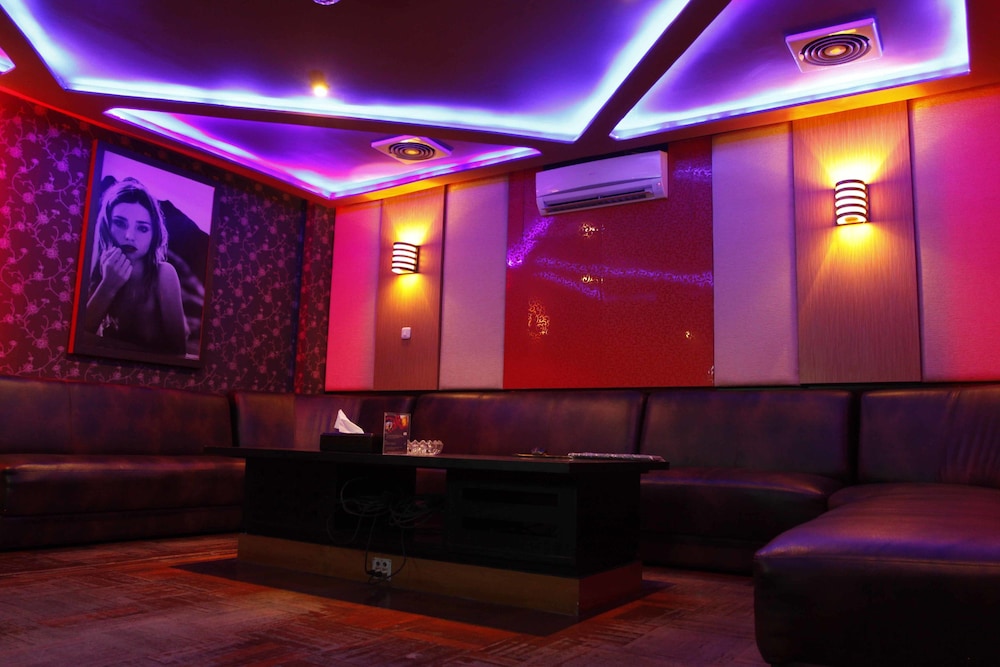GUMILANG REGENCY HOTEL EX-GUMILANG SARI HOTEL(KT) 23/31
