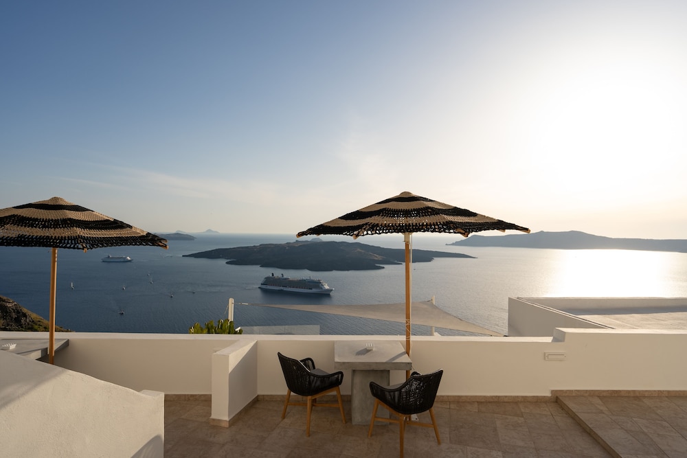 Asha Luxury Suites - Adults Only 48/67