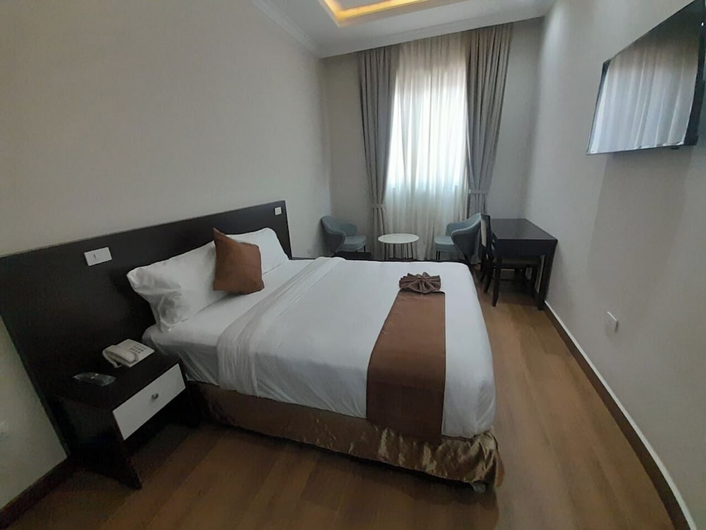Southern Addis Hotel 6/37