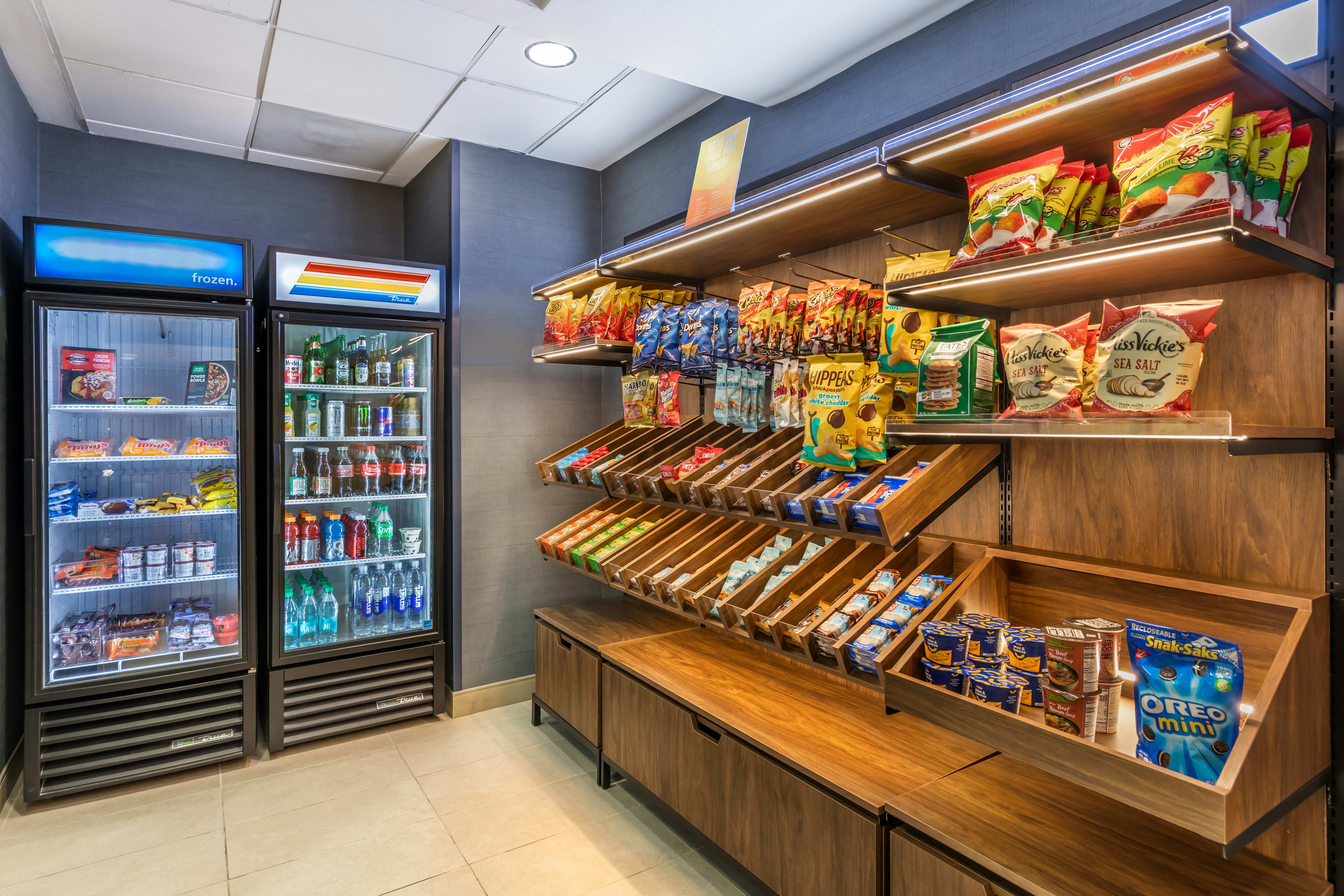 Hampton Inn And Suites Moreno Valley 36/63