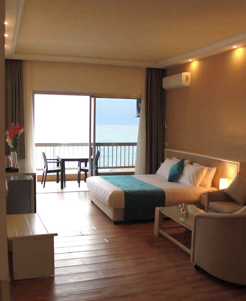 Hotel Mediterranee Beyrouth 34/80