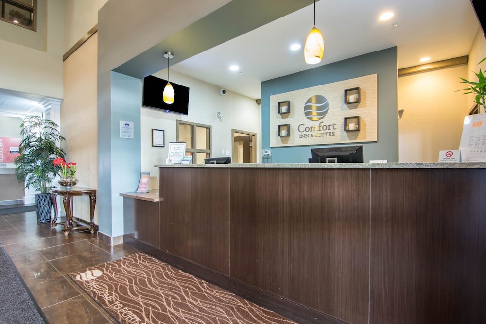 Comfort Inn & Suites Fort Saskatchewan 7/43