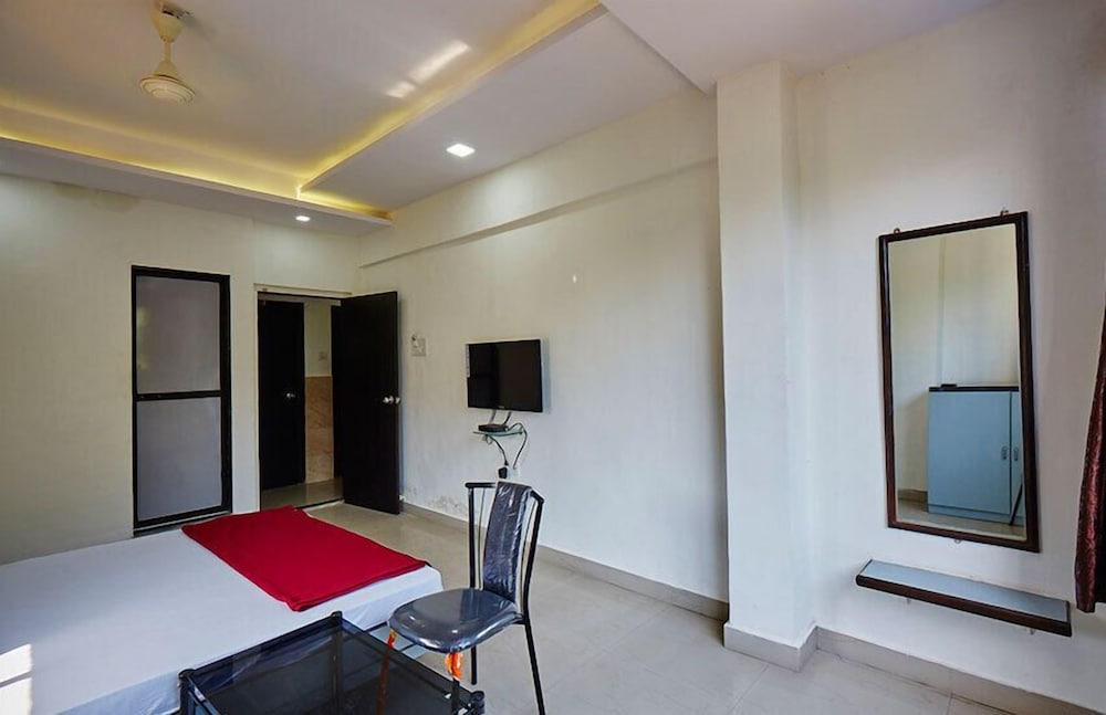 Hotel Galaxy's Vaibhav 23/40