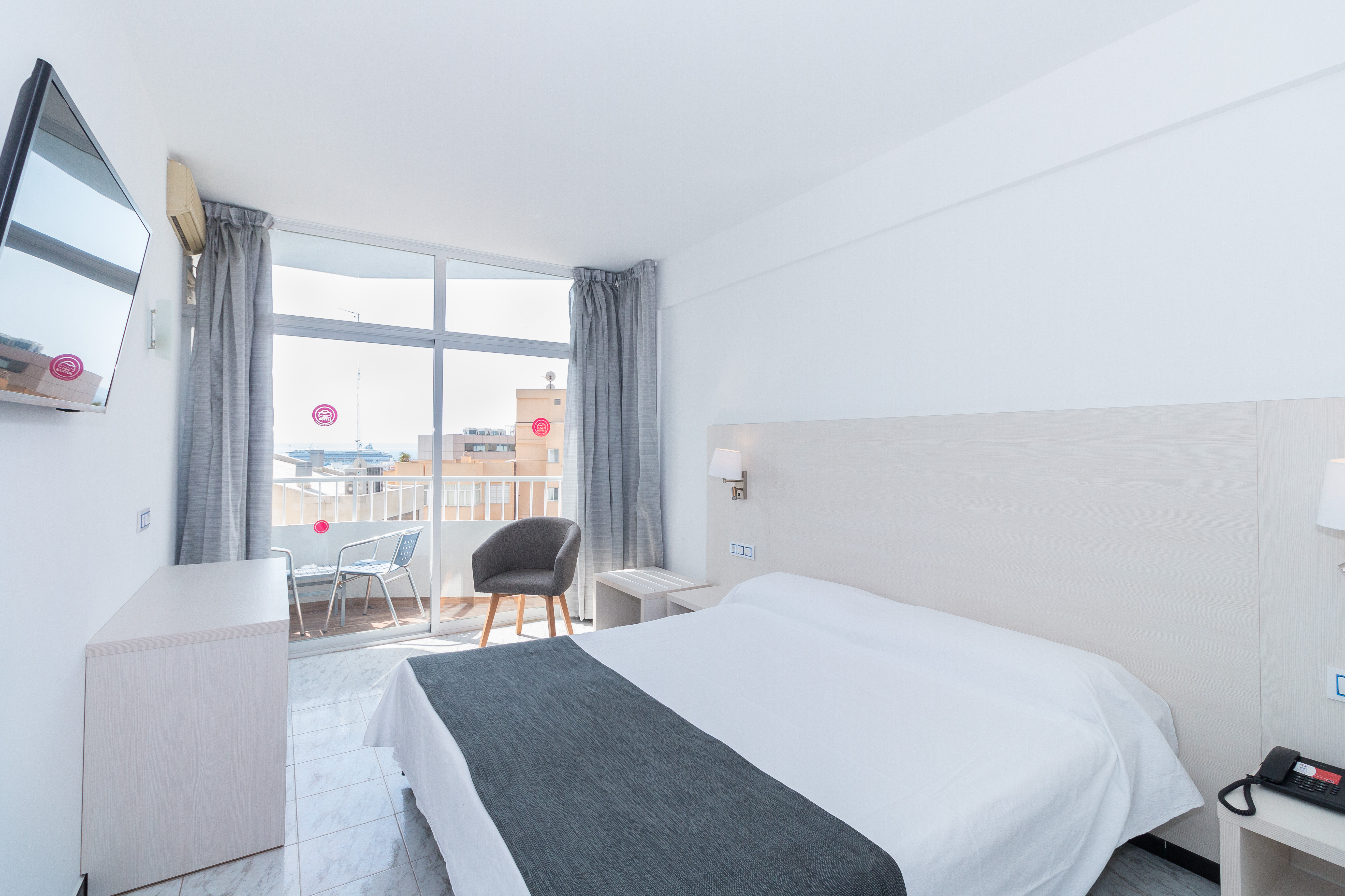 STANDARD, TWIN BEDS