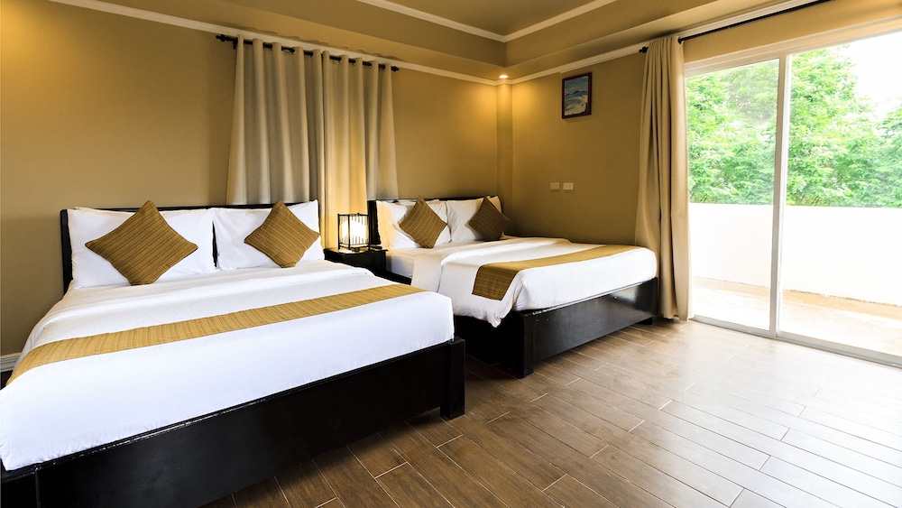 Vela Terraces Hotel 9/26