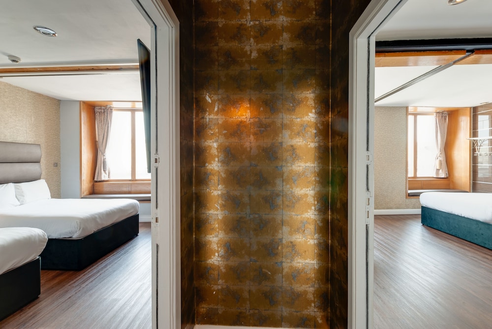 Signature Living Apart Hotel 56/57