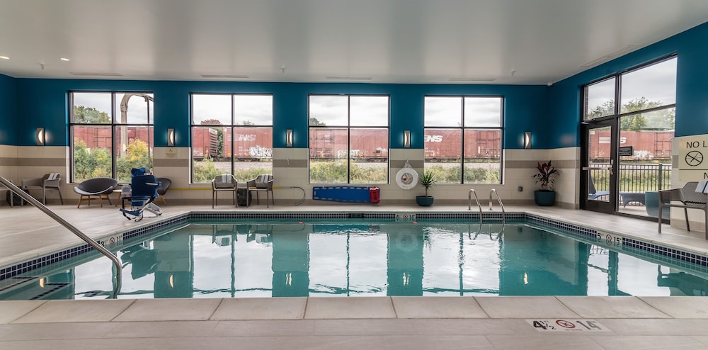 HAMPTON INN SUITES ALLEN PARK in ALLEN PARK - MI