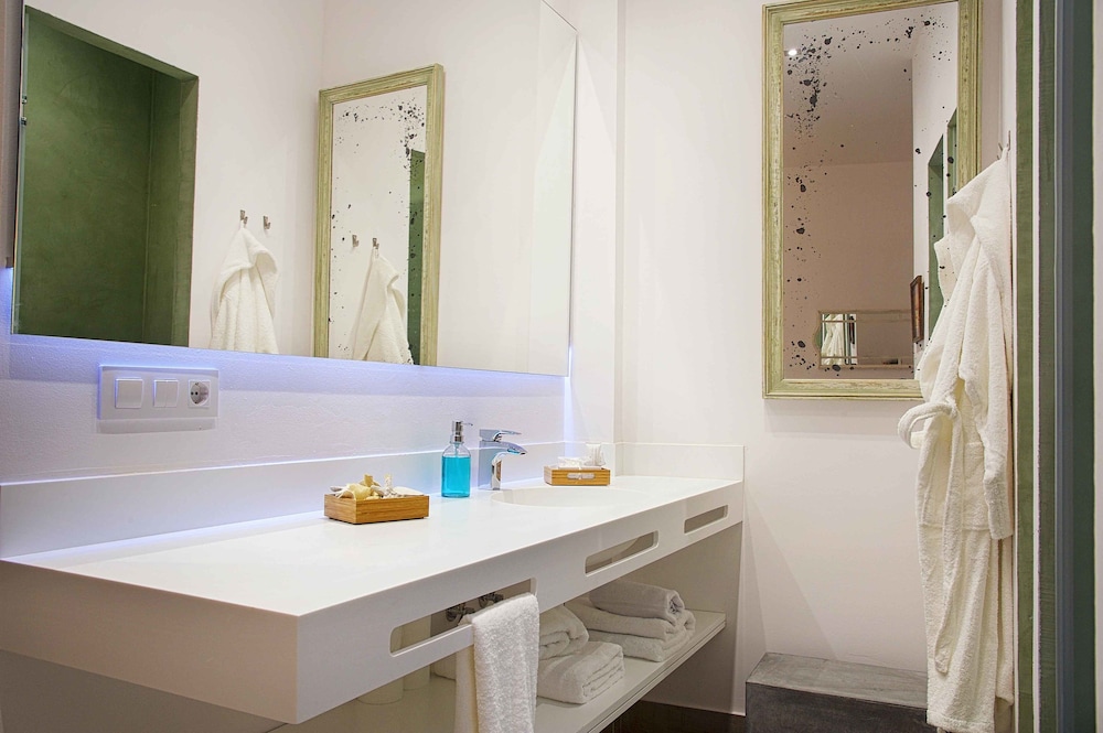 Overland Suites Catedral 72/75