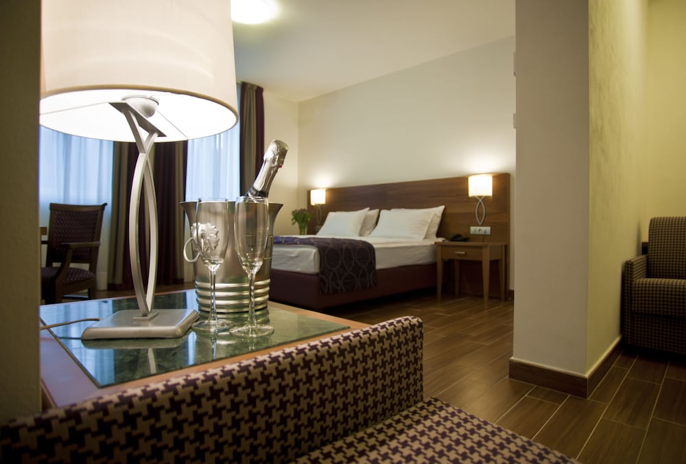 HOTEL GALILEO 30/50