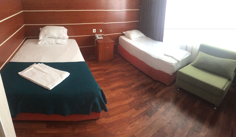 Naval Hotel Yalova 10/39
