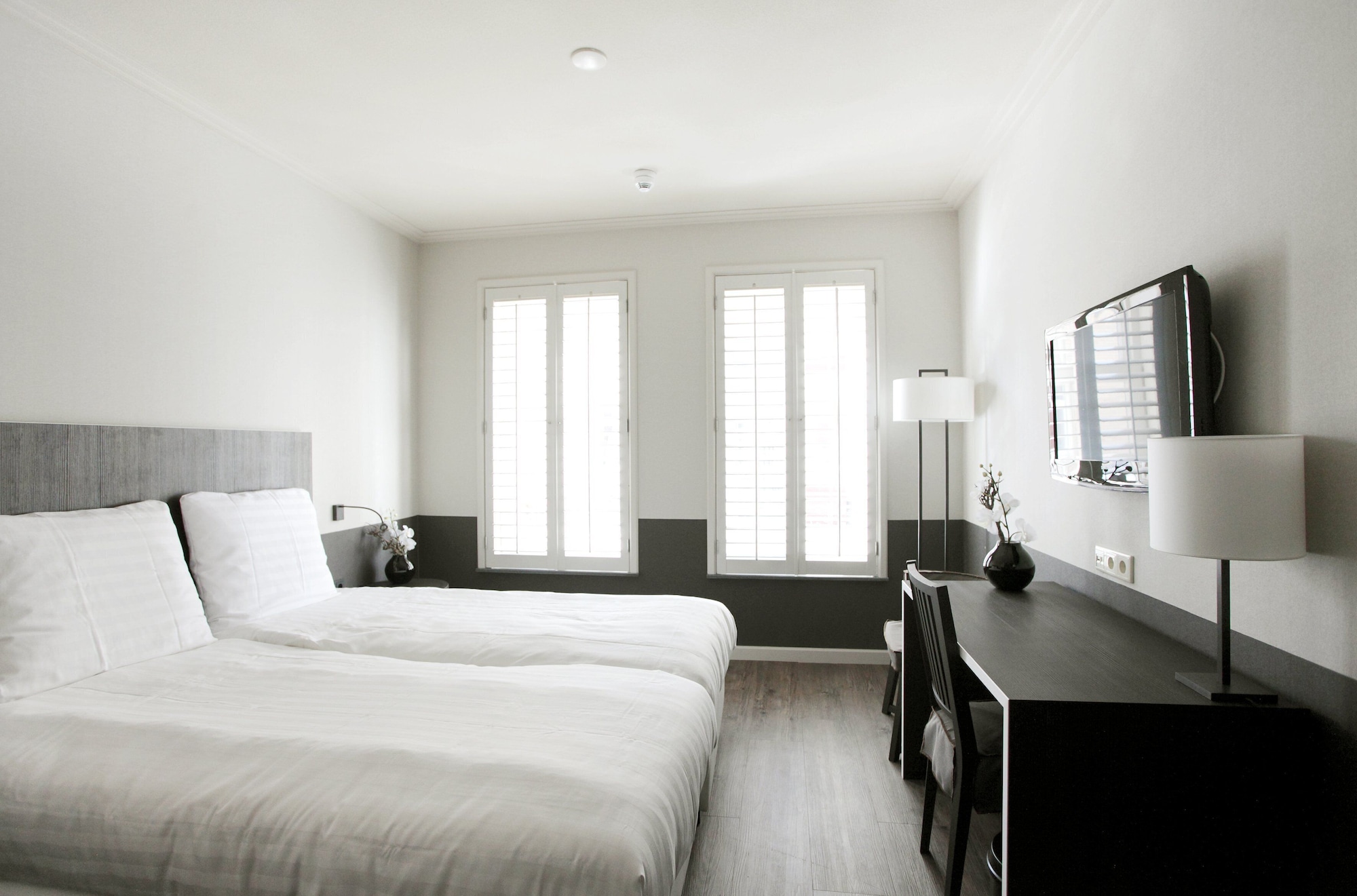 COMFORT, DOUBLE BED, HARBOUR VIEW