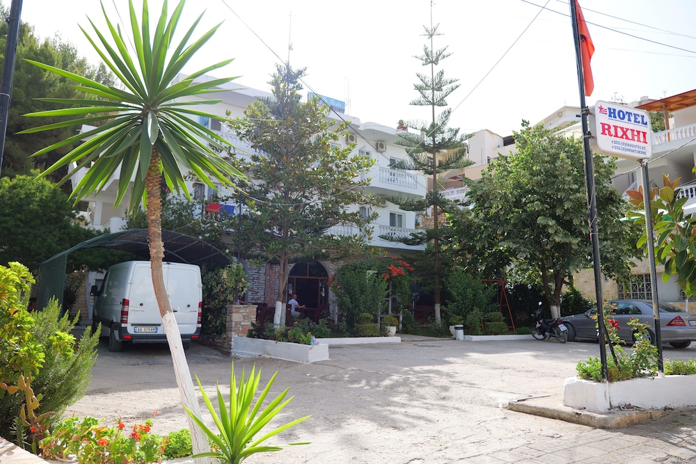 Hotel Rixhi 7/69