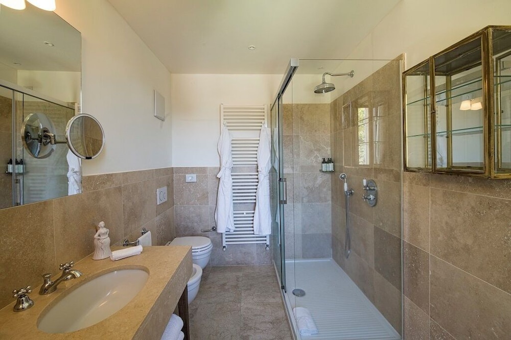La Posta Hotel & Thermal Spa 58/61