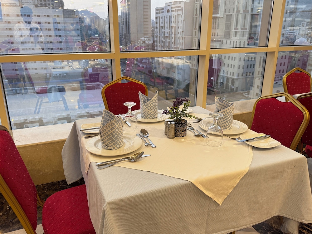 Al Rayyan Makiya Towers Hotel 41/56