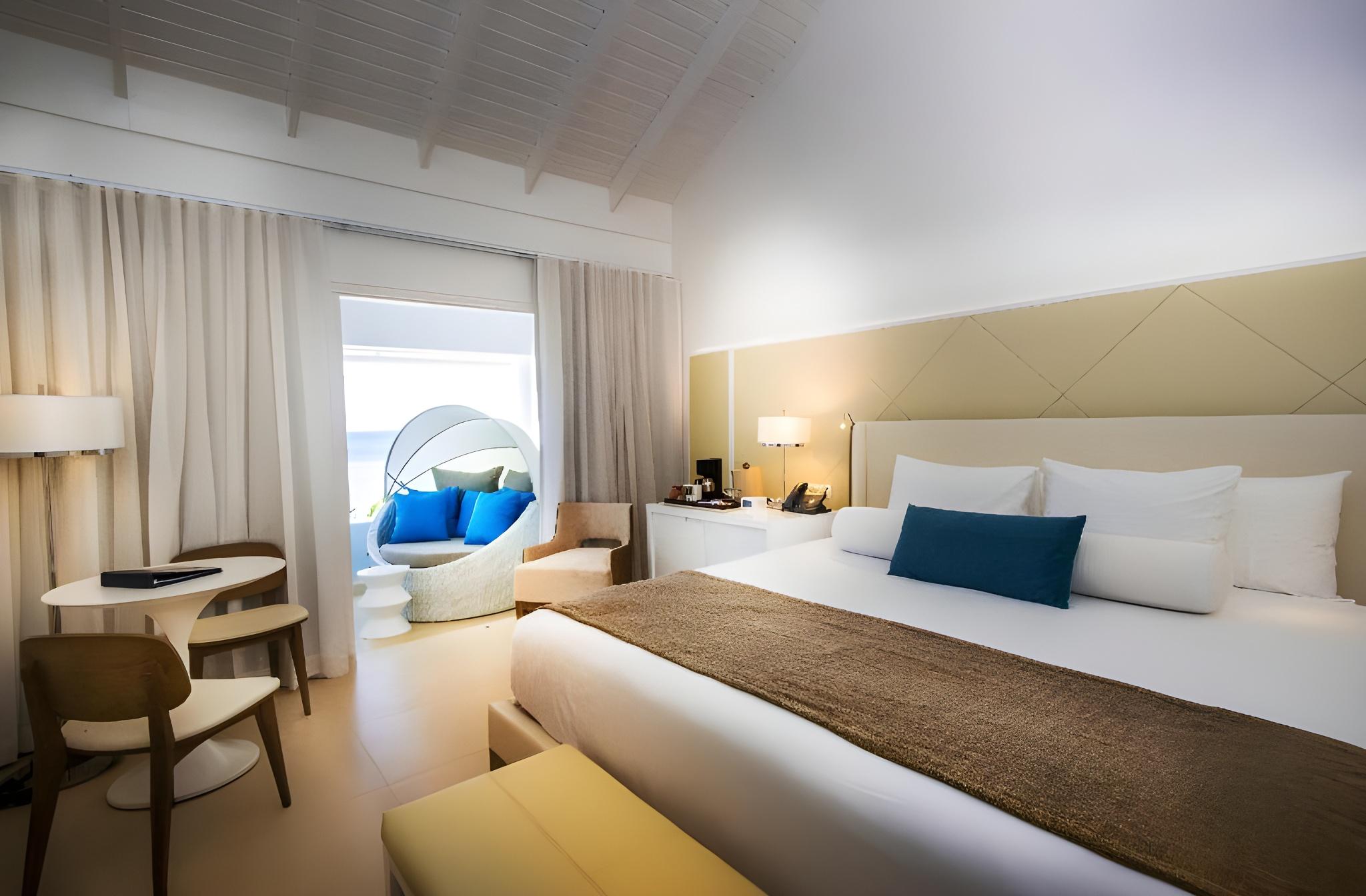 Swim Up, Deluxe, King Bed, Ocean View