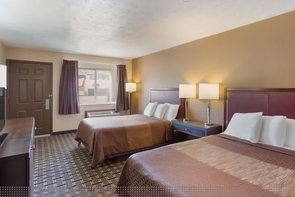 SureStay Hotel by Best Western Summersville 13/50
