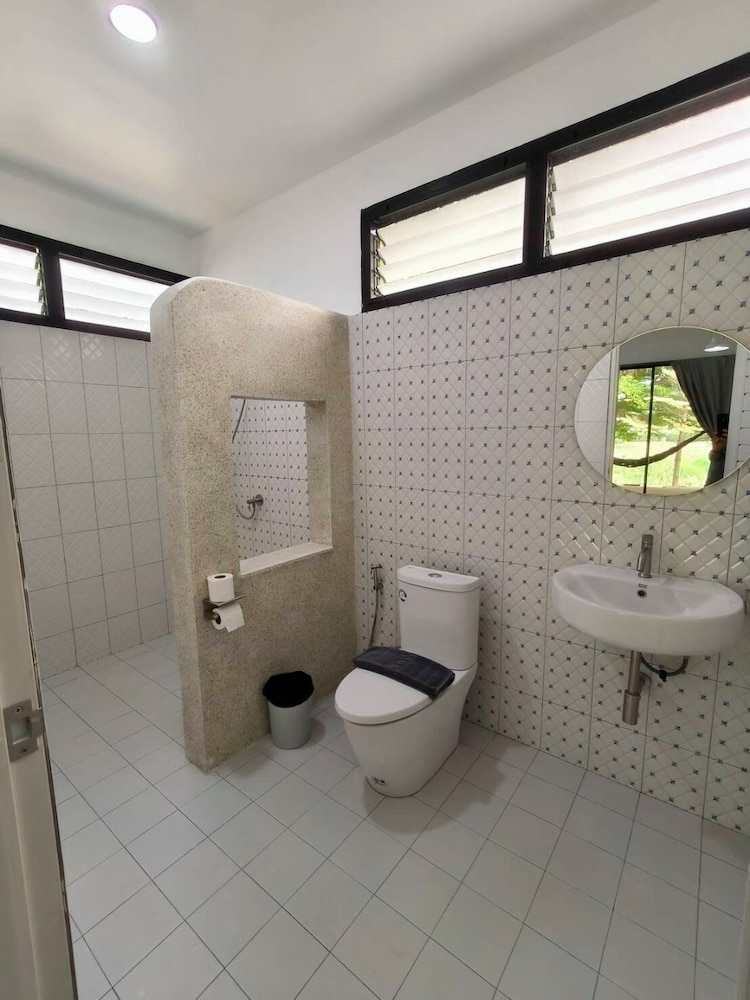Canary Guesthouse 59/65