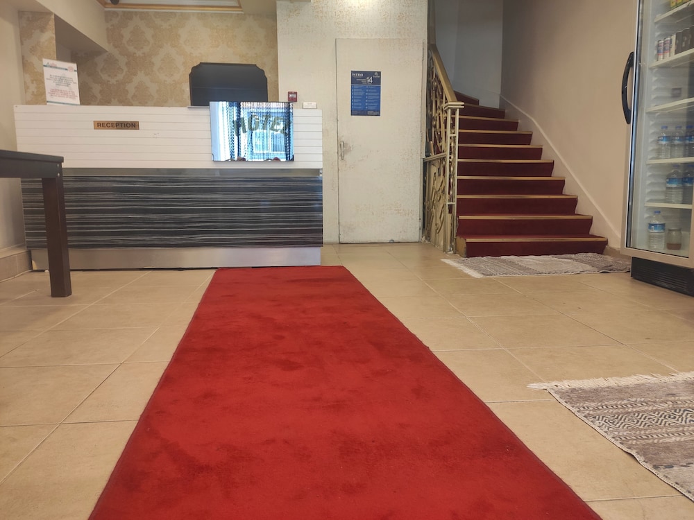 Sah Hotel 52/58