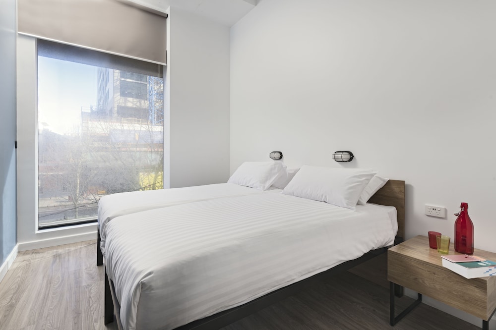 Hostel G 20/40