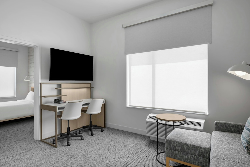 TownePlace Suites By Marriott Midwest City 25/40