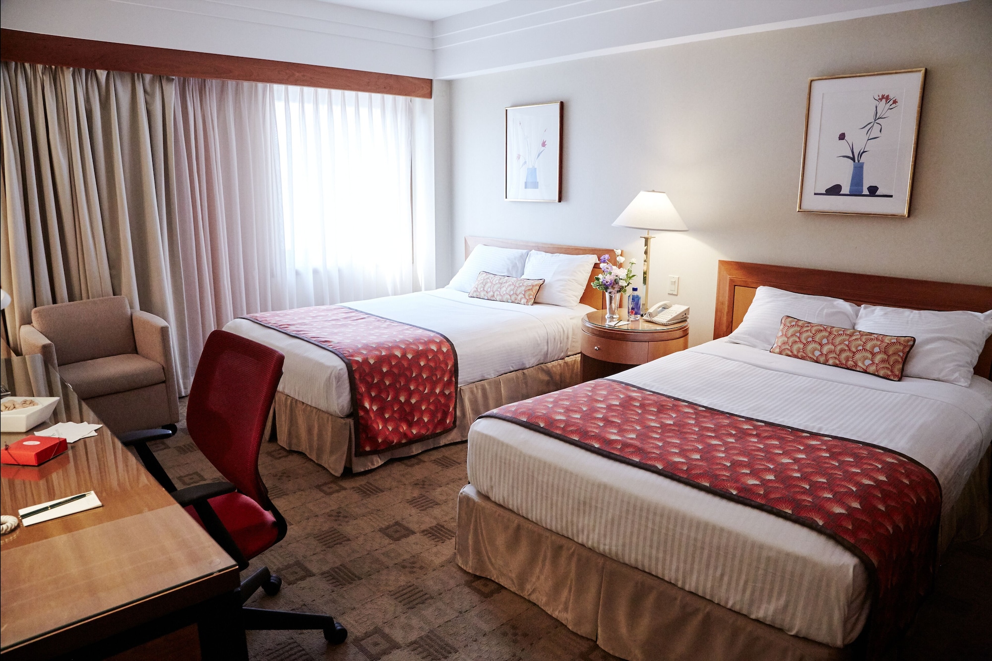 SUPERIOR, 2 DOUBLE BEDS
