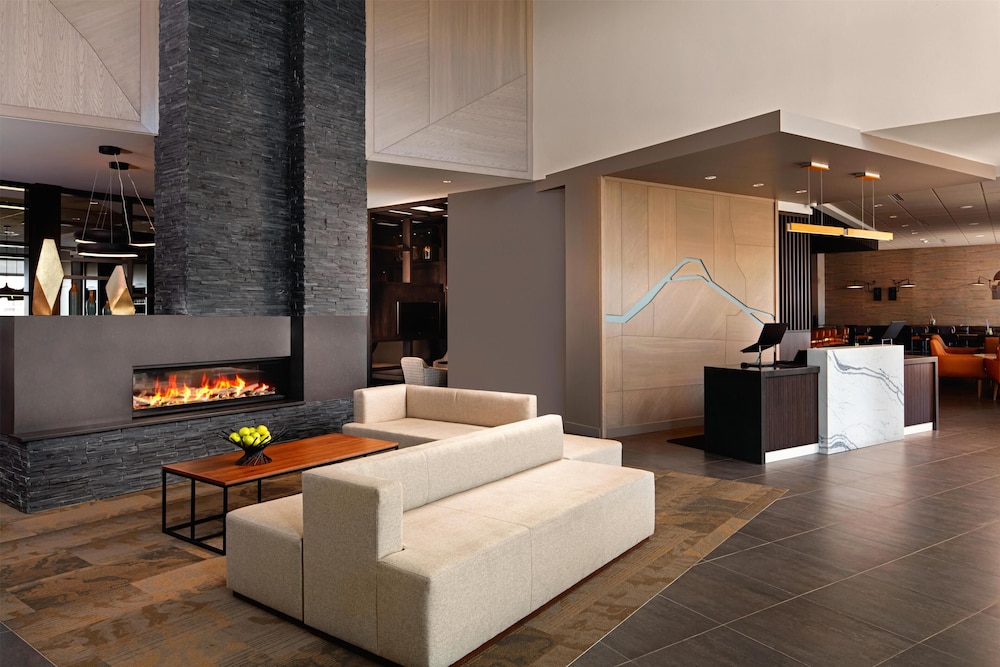 Hyatt Place Calgary Airport 7/54
